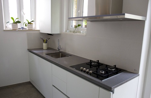 Dubrovnik Old Town House | Granary House Offers a 3 Bed Newly Renovated Home w/Private Terrace in Old Town
