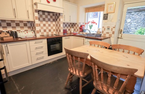 Windermere Cottage | GRANARY NOOK, pet friendly, with a garden in Windermere