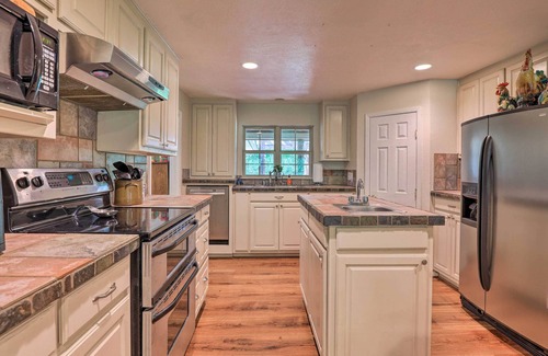 Dennis House | Granbury Lakefront Escape w/Boat Dock & Slip!