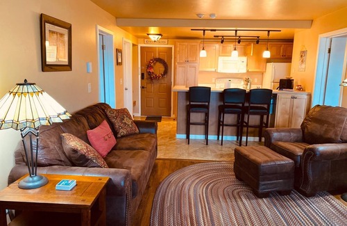 Granby Condo | Granby Slice of Paradise - Clean and Quiet