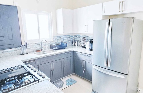 Lucea House | Grand 180° Sea View OceanPointe