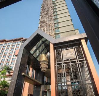 Chang Khlan Apartment | Grand 2-Bedroom Condo with Pool