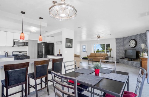 El Cajon House | Grand 5 Bedroom Home in El Cajon San Diego Ca