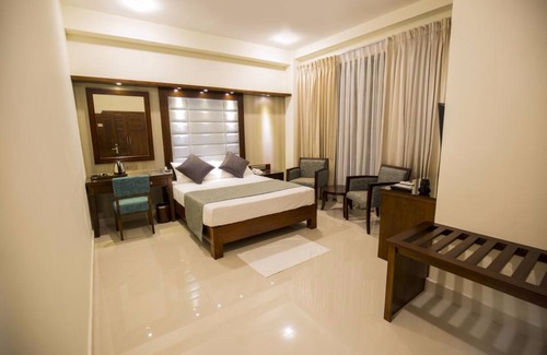 Piliyandala Hotel | Grand 7 Hotel Kesbewa