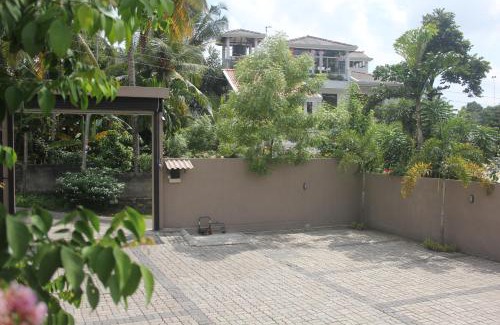 Thalawatugoda Hotel | Grand 7 Hotel Thalawathugoda