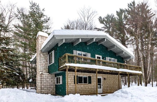 Iron Mountain Condo | Grand Alpine Haus | Outdoor Bliss