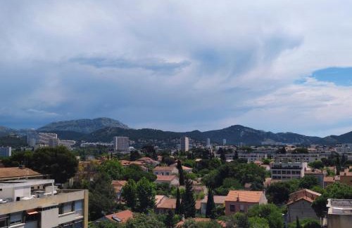 Sainte-Anne Apartment | grand appart au calme , proche mer et Stade Vélodrome