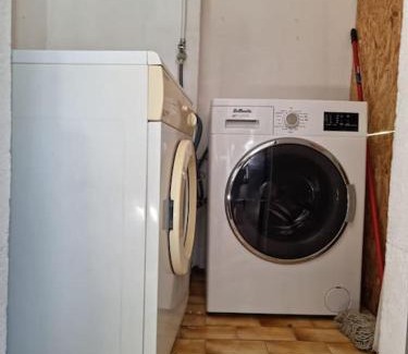 Moulin a Vent Apartment | Grand Appart/WIFI/2 chambres/Détente/Calme