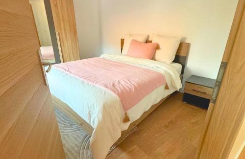 Steinbrunn-le-Bas Apartment | Grand appartement chaleureux