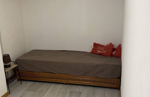 Chaudes-Aigues Apartment | Grand Appartement// À 5 Minutes à Pied de la Cure Thermale/