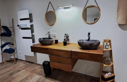 Bennwihr Apartment | Grand Appartement Cosy Chez Pépette à 5 min de Colmar