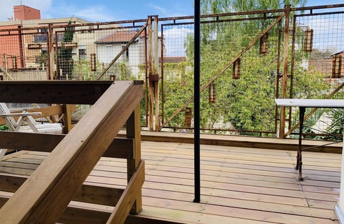 Bastide Apartment | Grand Appartement Entièrement Rénové de 55m Carrés Avec Terrasse