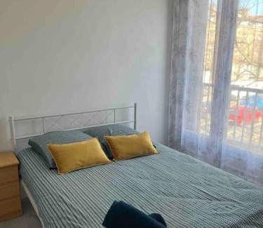 Coutures Apartment | Grand Appartement le Saint Marceaux Reims centre