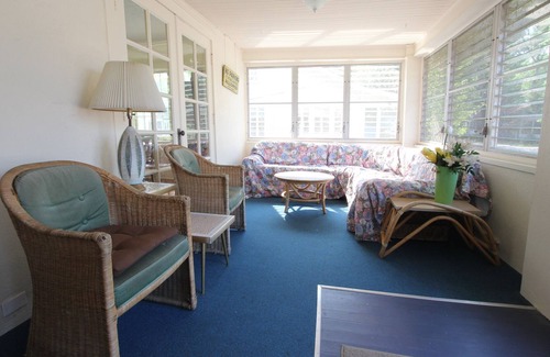 Grand Beach House | Grand Beach - Escape Large Family Home