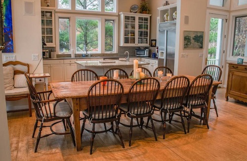 Grand Beach House | Grand Beach Lakefront