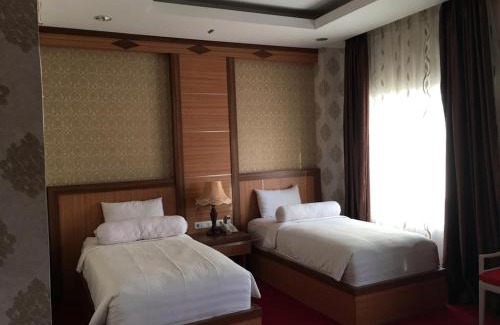 Padang Hotel | Grand Buana Lestari Hotel