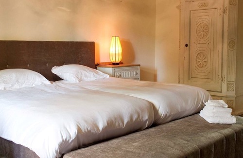 Saint-Caprais-de-Lerm Other | Grand Castle in Saint Caprais de Lerm with Sauna & Bubble Bath