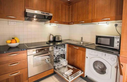 Grand Canal Dock Apartment | Grand Canal Views 2 Bedroom Apartment