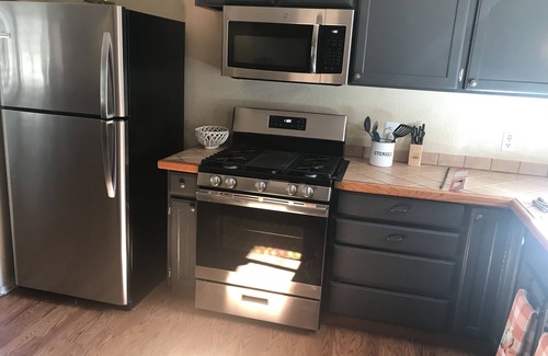 Parks House | Grand Canyon 1bd Loft@Historic Wrigley Ranch-Horseback Riding-Shooting-Dogs OK!