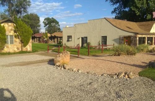 Fredonia Hotel | Grand Canyon Cabins