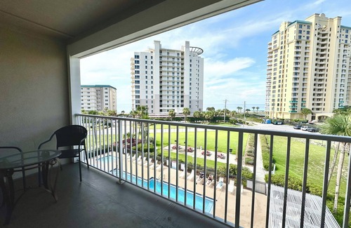 Ono Island Condo | Grand Caribbean 411W Condo 50 Yards from the Beach - NO HASSLE CHECK OUT