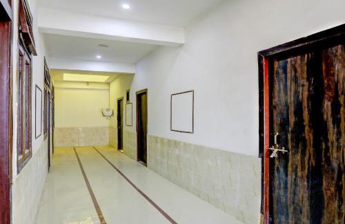 Malihabad Hotel | Grand Castle Inn