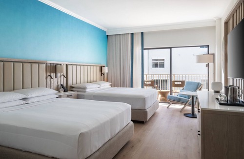 Seven Mile Beach Resort | Grand Cayman Marriott Resort