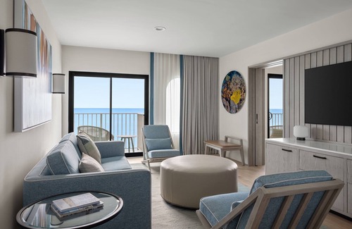 Seven Mile Beach Resort | Grand Cayman Marriott Resort