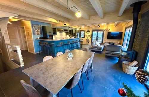 Le Devoluy Ski Chalet | Grand Chalet Avec Piscine et Jacuzzi