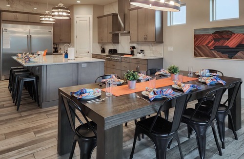 Page House | Grand Circle 2 Houses+Hot Tub+Boat Parking+Ice Chest & Game Room