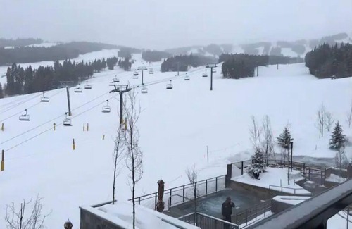 Peak 8 Condo | Grand Colorado 8; 1 BR Suite Sleeps 4; Ski In/Out