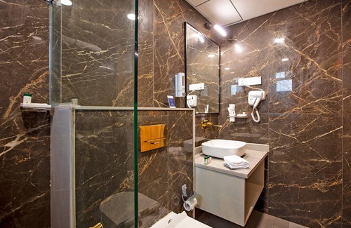 Dwarka Hotel | Grand Continent Dwarka