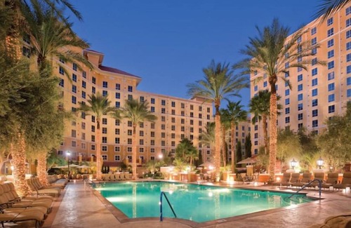Paradise Crest Apartment | Grand Desert - 1 bedroom condo