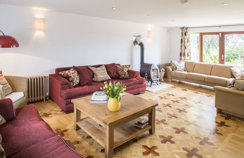 Muchelney House | Grand Designs House with private pool, hot tub, sauna and games room