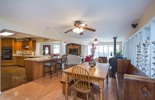 Bellevue House | Grand Dream Vacation Home in Nashville 7+ beds!