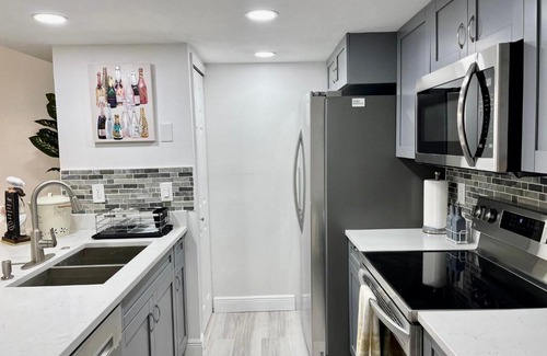 Royal Palm Bay Apartment | Grand Family 3BR Condo Apartment near Disney Parks