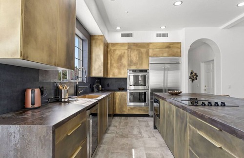 Fountain Hills House | Grand Fountain Hills Home W/Pool!