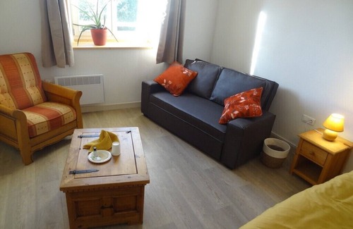 Paroisse des Monts de Bienne Apartment | Grand Gîte 136m2 Dans Ancienne Ferme du Haut-jura