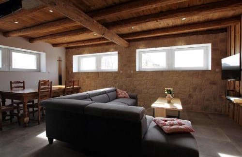 Boisset House | Grand gîte cosy avec terrasse, jardin et jeux à Boisset, proche villages médiévaux et loisirs nature - FR-1-582-246