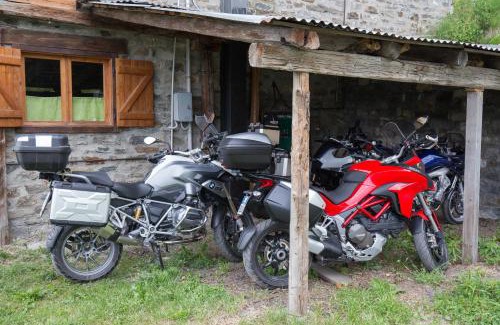 Saint-Rhemy-en-Bosses House | Grand Golliat