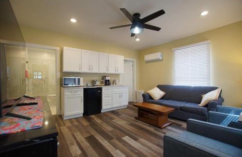 Grand Haven Apartment | Grand Harbor Apartments 209 Clinton Unit 1