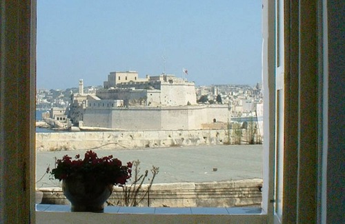 Valletta Apartment | Grand Harbour, Valletta, Malta - sleeps six