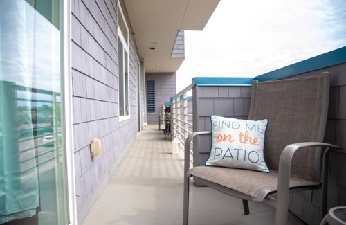 Grand Haven Condo | Grand Haven Getaway Welcomes You