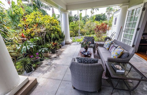 Hilo House | Grand Historic Hilo House