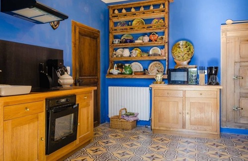 Grambois House | Grand, historic, Provence village house