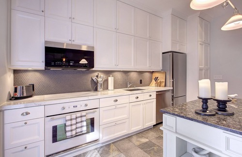 Palmerston House | Grand Home on Palmerston Blvd. near Little Italy