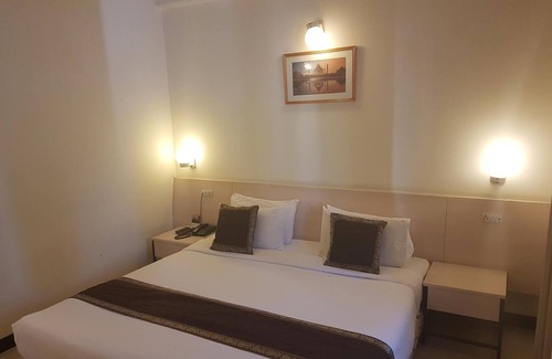 Agra Hotel | Grand Hotel Agra