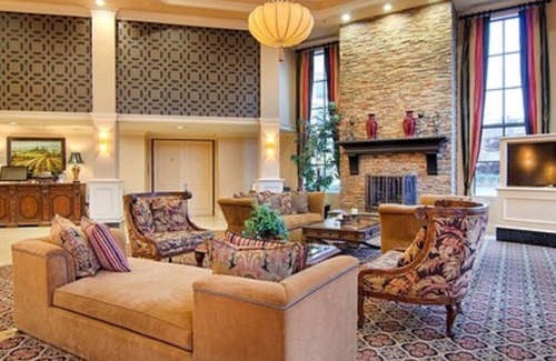 Tigard Hotel | Grand Hotel at Bridgeport