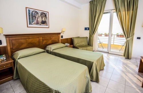 Bagnara Calabra Hotel | Grand Hotel Victoria