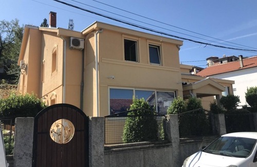 Podgorica House | Grand House